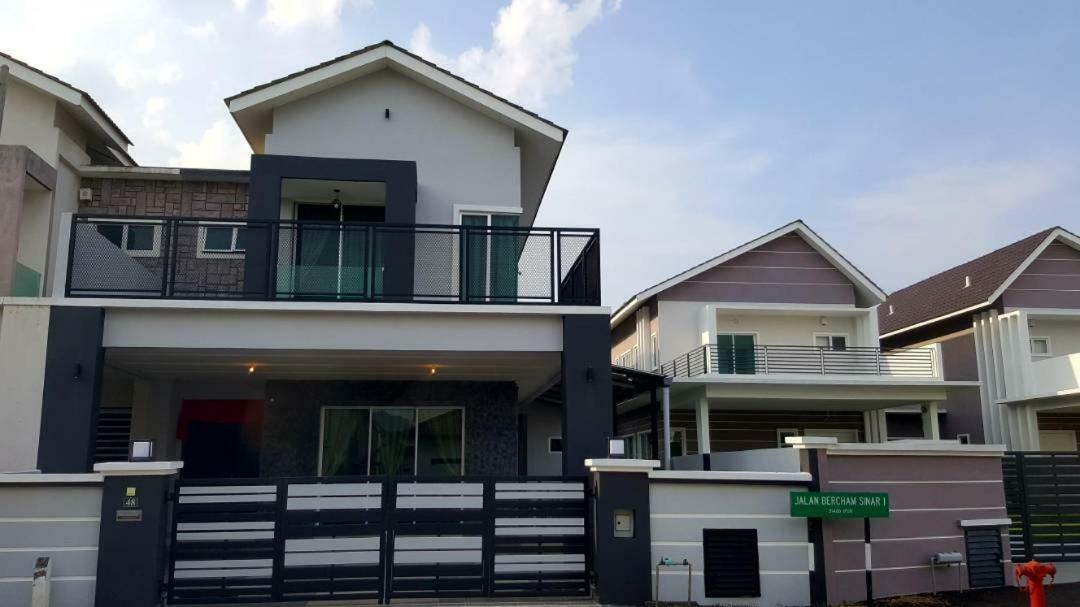 Ipoh Easteden Homestay المظهر الخارجي الصورة